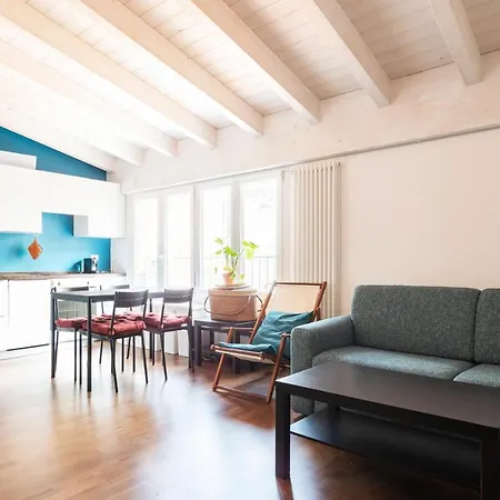 Cozy Near Station * Милан